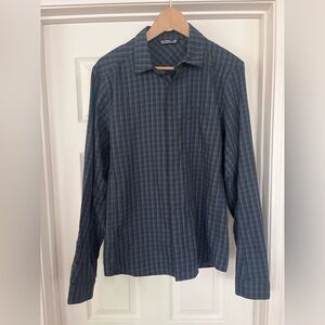 Arcteryx Shirt Mens medium Plaid Long Sleeve Button Up Hidden Snap Bernal